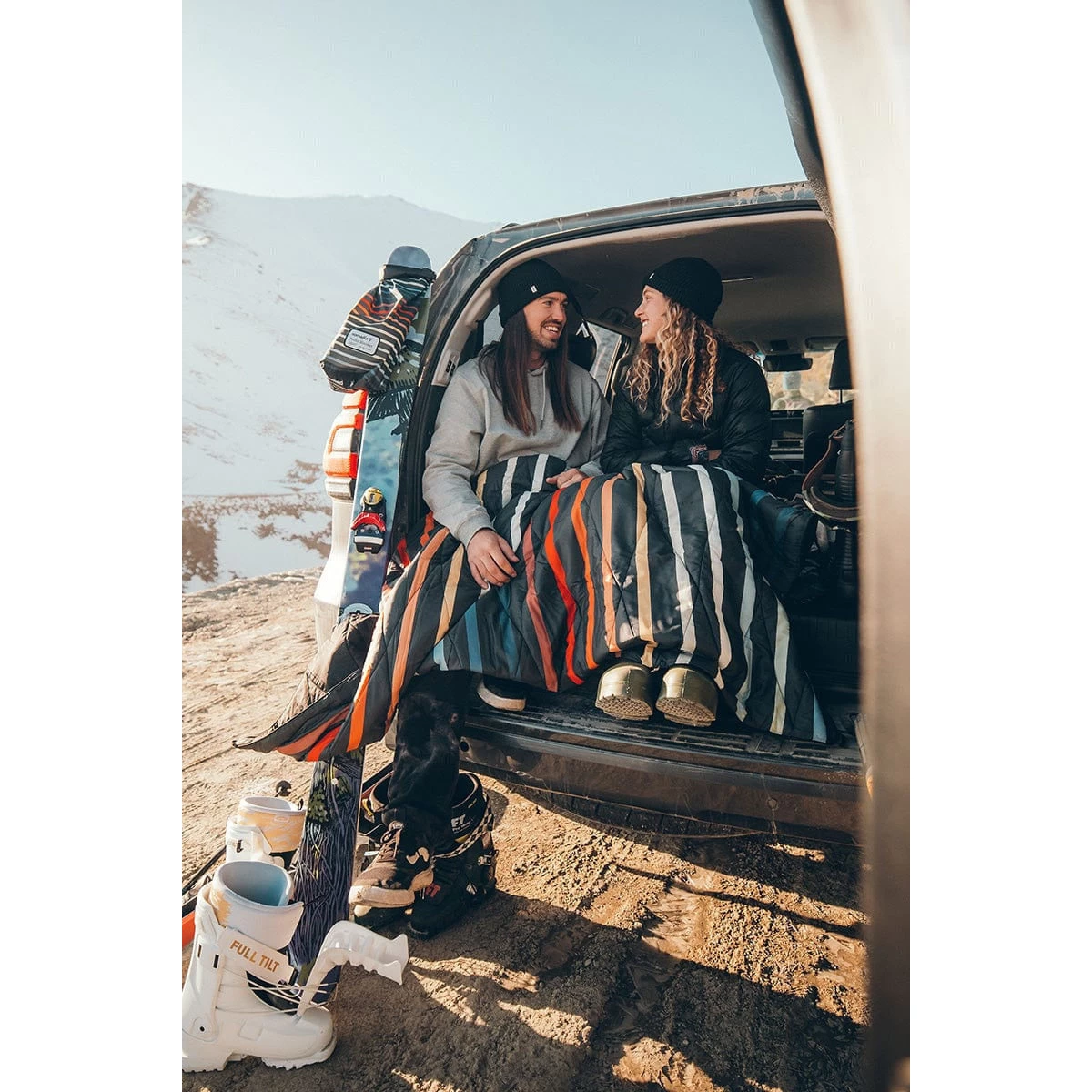 Nomadix Puffer Blanket 13 Nomadix Puffer Blanket - Image 11